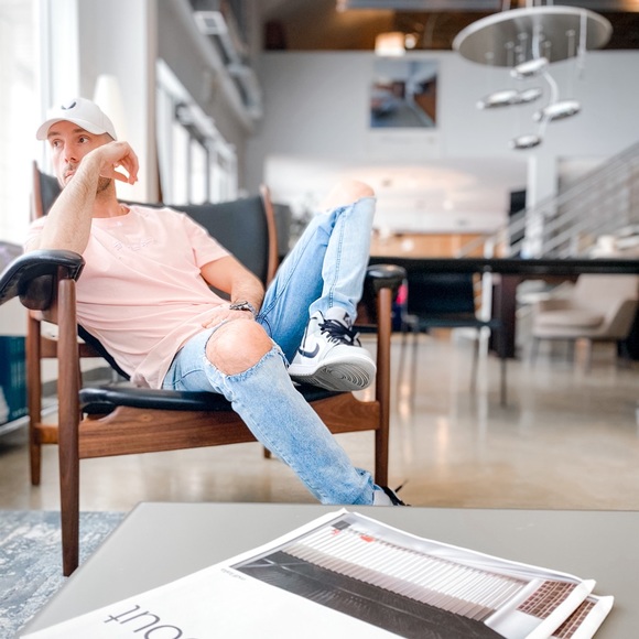 Meet your Posher, Ivan - Picture 1 of 1